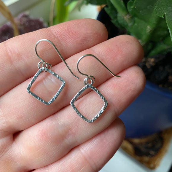 Diamond-shaped sterling silver earrings